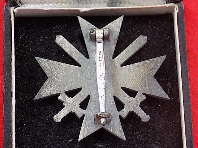 Boxed - 1st Class - War Merit Cross with Swords — image 3