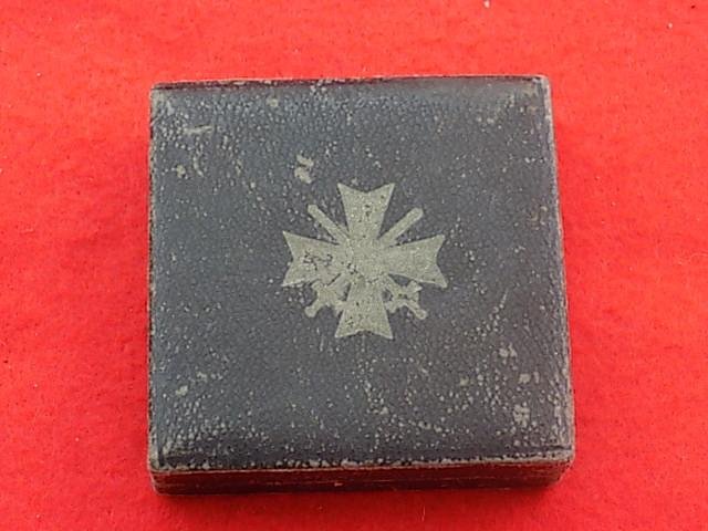 Boxed - 1st Class - War Merit Cross with Swords — image 4