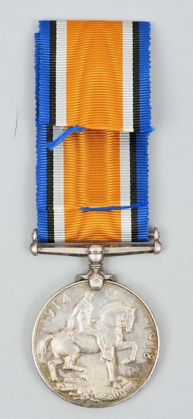 British Re-Issued WWI War Medal — image 3