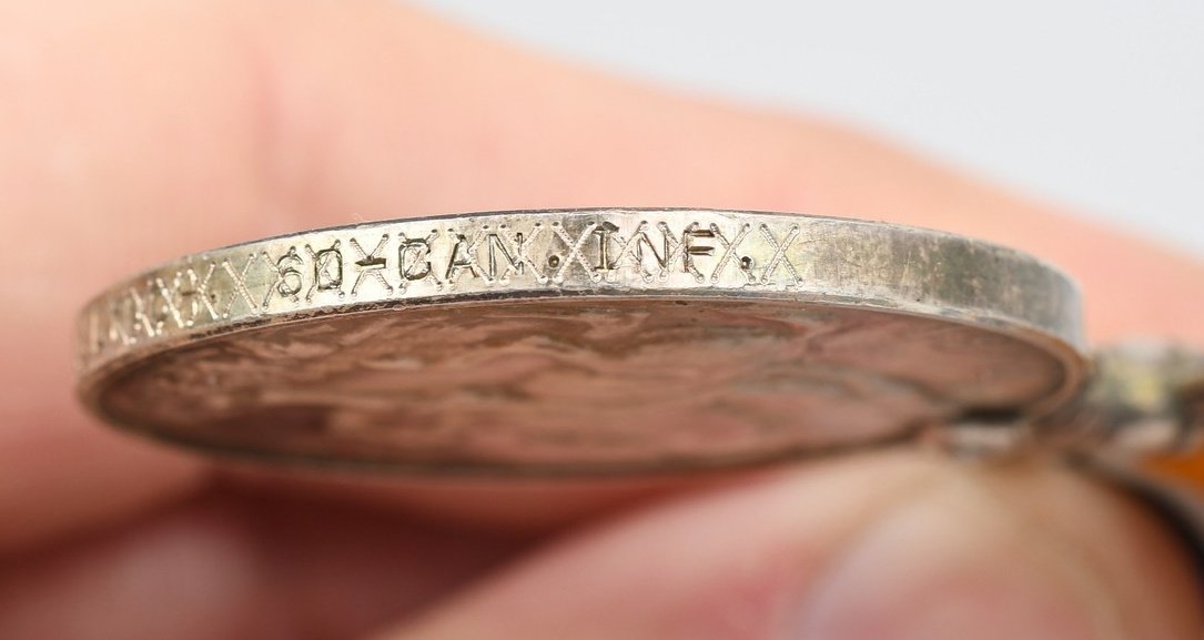 British Re-Issued WWI War Medal — image 5