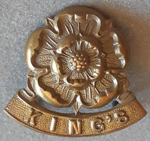 BRITISH - The King's Regt (Liverpool) Gilding Metal Collar (Churchill …