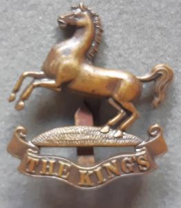 BRITISH - The King's (Liverpool) Regiment Bronze OSD Hat Badge …