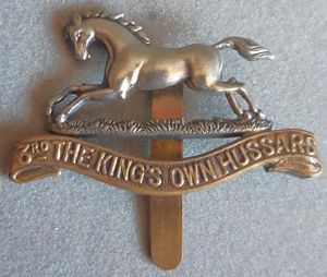 BRITISH - 3rd (King's Own) Hussars B/M Hat Badge (KK753) …