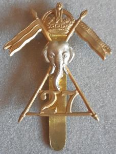 BRITISH - The 27th Lancers B/M Hat Badge - WW2 …