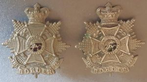 BRITISH - The Border Regiment Pair White Metal QVC Collar …