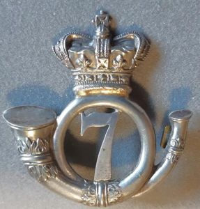 BRITISH Victorian QVC Silver Plated Pouch Badge ('7' inside Horn)