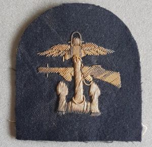 BRITISH WW2 Combined Operations Patch (No.1 Uniform – Gold Bullion …