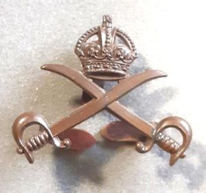 ARMY PHYSICAL TRAINING STAFF OSD Hat Badge (KK1062)