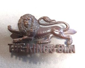 THE KING'S OWN (Liverpool Regiment) OSD Hat Badge (KK592)