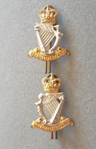 ROYAL IRISH RANGERS Q/C GILT / SILV. PLATE Officer's Collar …