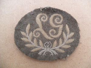 WW2 Light / Lewis Machine Gun Arm Badge