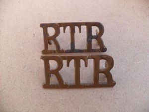 WW2 Royal Tank Regiment Brass Shoulder Titles