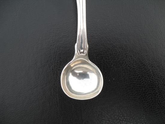 Georgian Royal Fusiliers Sterling Silver Salt/Condiment Spoon 1829 — image 4