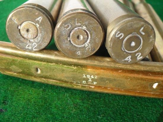 Inert WW2 Boys Anti -Tank Rounds & Clip — image 2