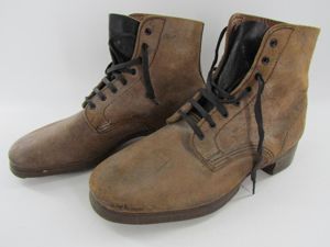 M44 Low Boots ( Schnurschuhe )