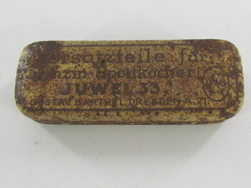 German 'Juwel 33' Spare Parts Tin — image 2