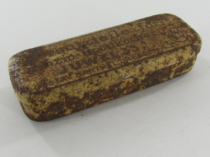 German 'Juwel 33' Spare Parts Tin — image 7