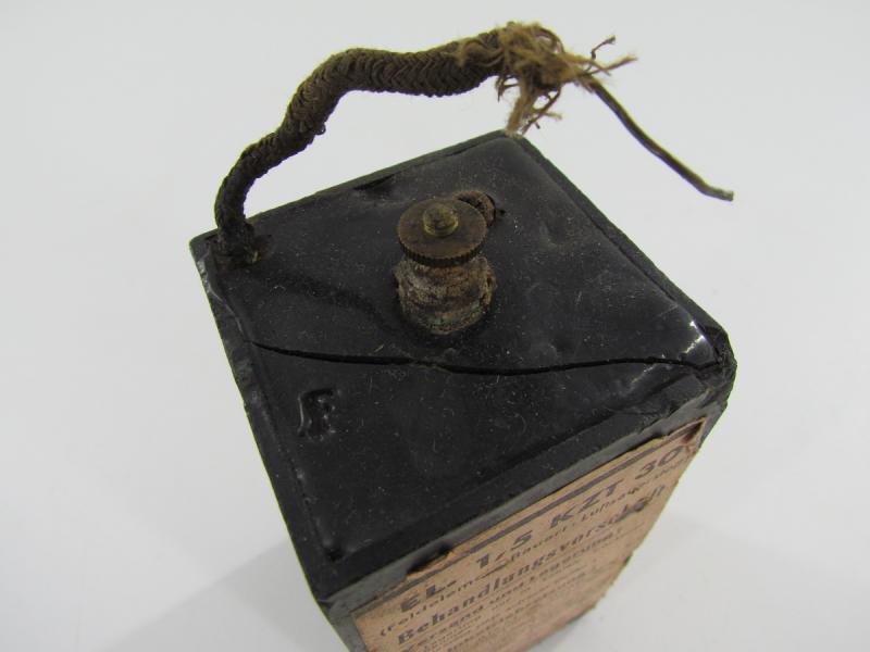German FF33 field phone battery — image 5
