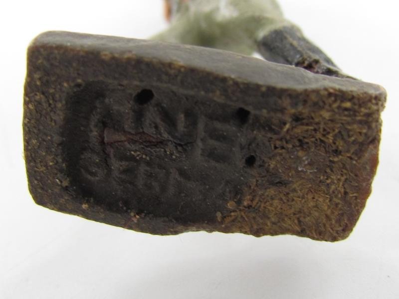 Lineol - standard bearer marching, with national flag — image 5