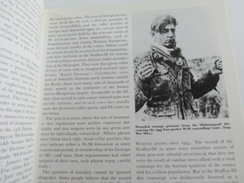Book : The Waffen-SS (Men-at-Arms, Band 34) — image 3