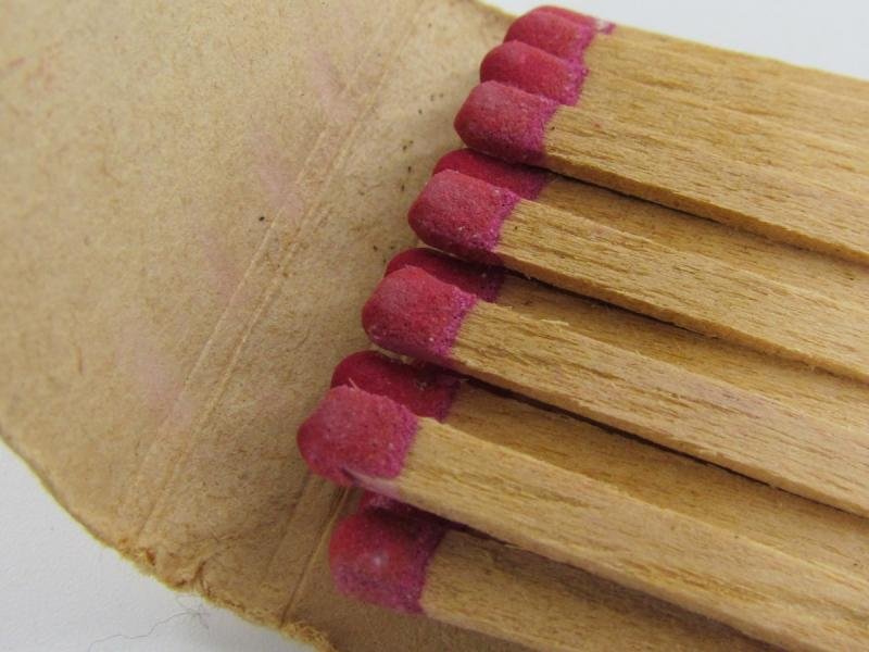 1 x Pack WWII Winterhulp Matches — image 4