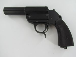 LP34 Aluminum flare gun marked ac40