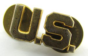 1x US WWII Collar Pin U.S