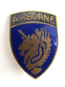 WWII US 13th AIRBORNE DIVISION Crest Insignia Pinback