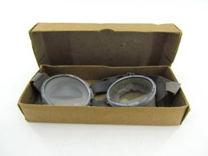 British WWII Dispatch Rider & Driver Goggles in Box