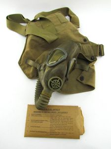US Army Service Gasmask with Carrying Bag