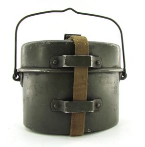 German reissued Italian messkit with Webbing Strap