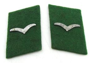 Luftwaffe Field Division 'Flieger' collar tabs