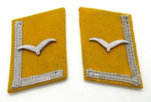 Luftwaffe EM ( enlisted-mens ) Soldat der Flieger' or 'Fallschirmjäger' …