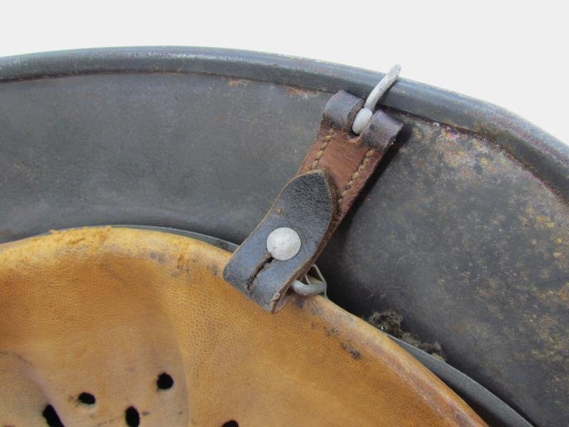 Luftwaffe Q62 M40 SD Helm ( untouched attic find ) — image 13