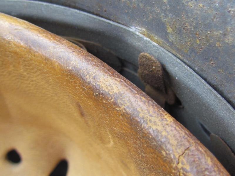 Luftwaffe Q62 M40 SD Helm ( untouched attic find ) — image 14