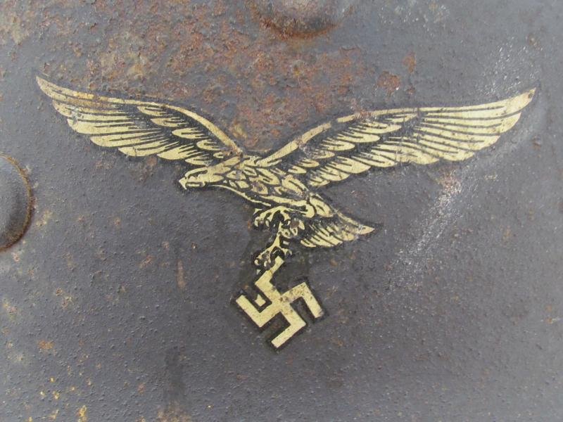 Luftwaffe Q62 M40 SD Helm ( untouched attic find ) — image 6