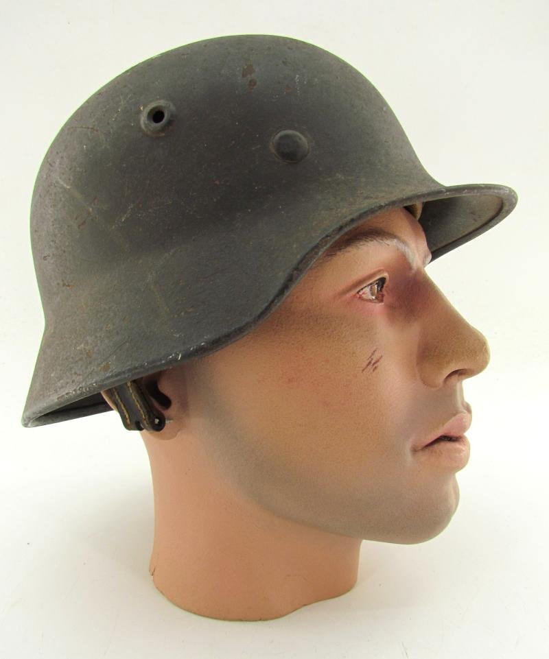 Luftwaffe Q62 M40 SD Helm ( untouched attic find ) — image 7