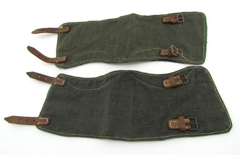 Pair of late war M37 pattern gaiters or Gamaschen — image 8