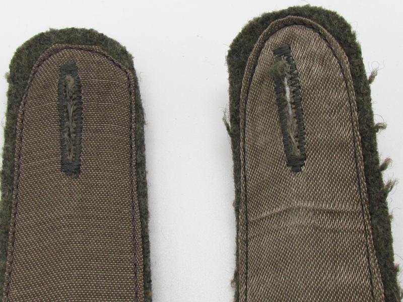 Wehrmacht (Heer) M43 Signals 'Oberfeldwebel' shoulder boards — image 6