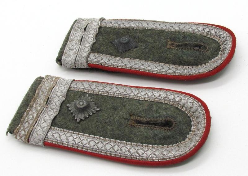 Wehrmacht (Heer) M40 Feldwebel Artillery.(Offiziersanwärter) shoulder boards — image 3