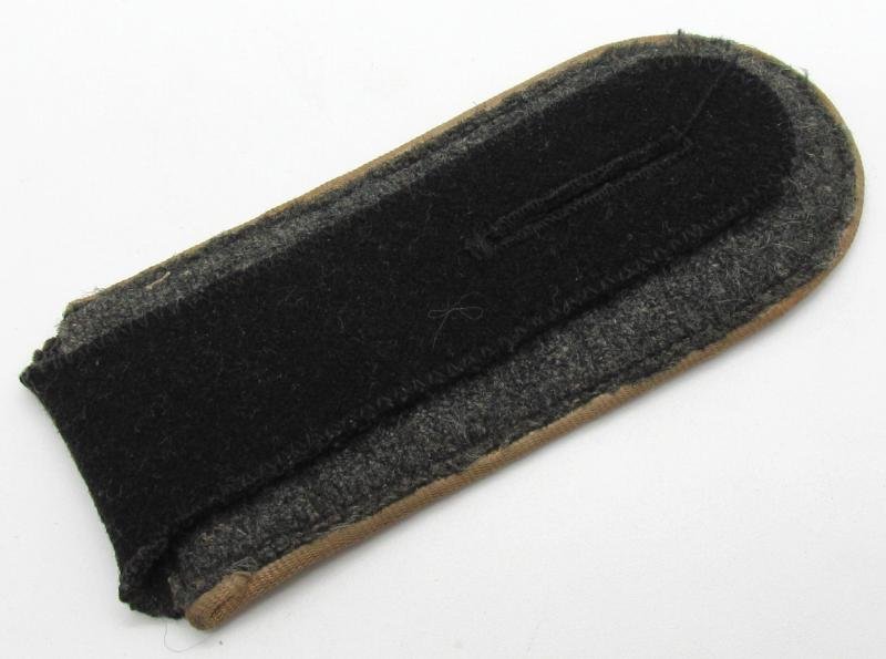 Waffen-SS Infantry EM's Shoulder board — image 13