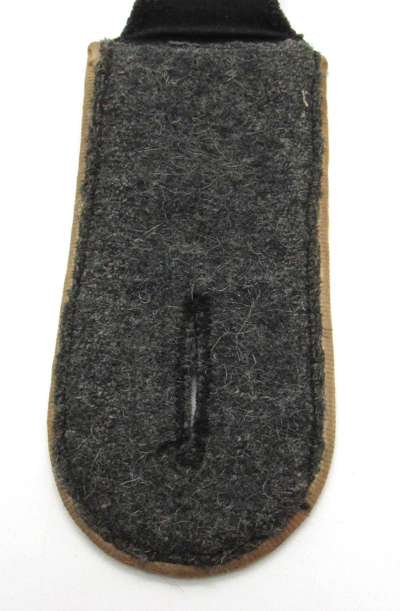 Waffen-SS Infantry EM's Shoulder board — image 7