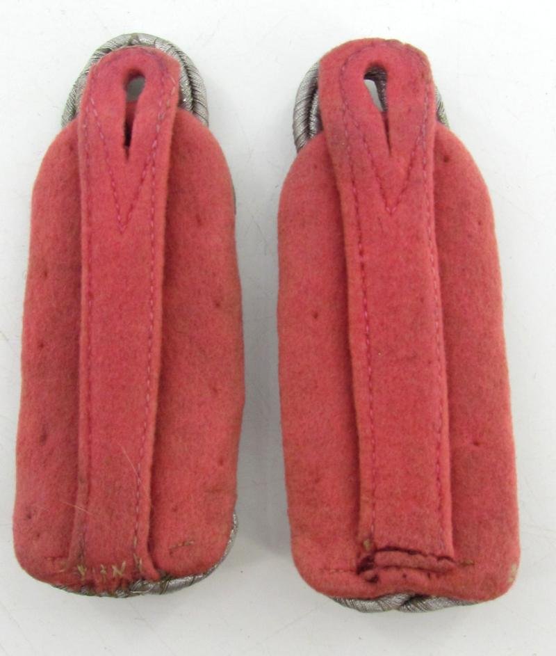 Wehrmacht (Heer) Panzer Officer's Shoulder-Boards — image 5