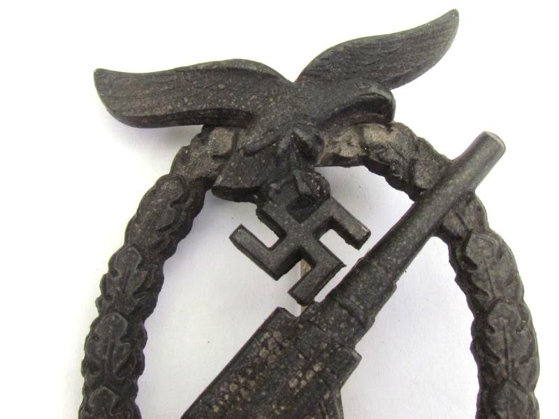 Luftwaffe Flak Badge, by W. Hobacher ( WH ) — image 2