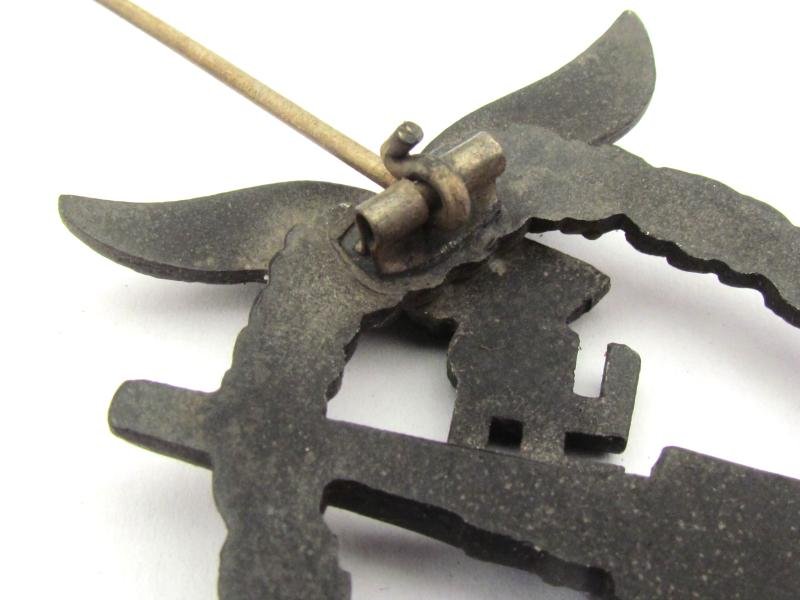 Luftwaffe Flak Badge, by W. Hobacher ( WH ) — image 6
