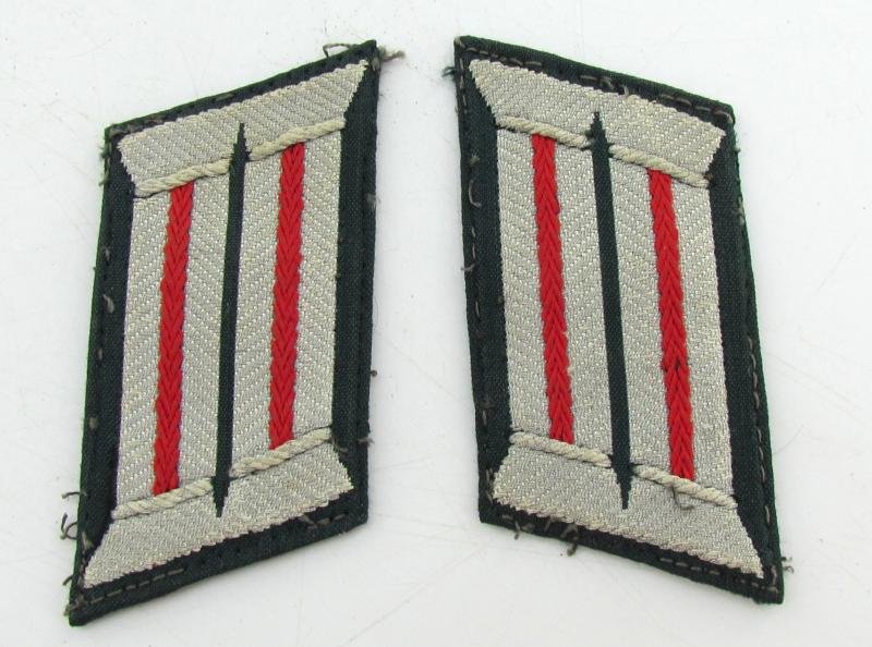 Wehrmacht 'Grossdeutschland' artillery insignia set — image 11
