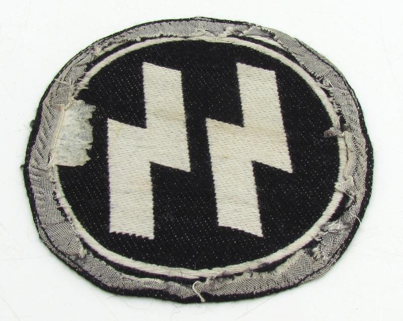 Waffen-SS Sport Shirt Insignia — image 6