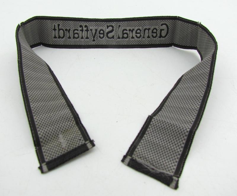 Waffen-SS Panzergrenadier Regiment 'General Seyffardt' Bevo Cufftitle — image 16