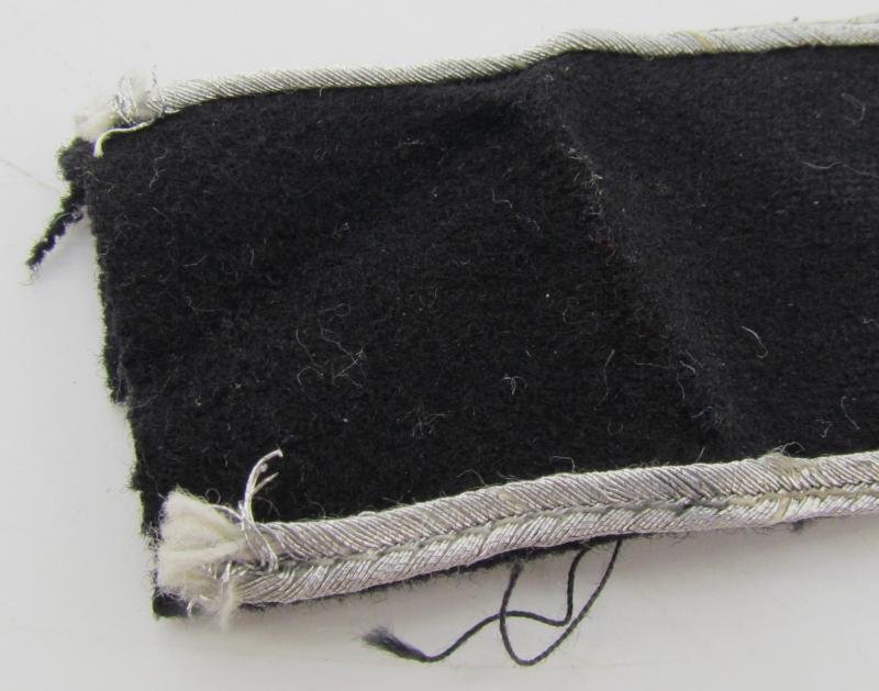 Wehrmacht 'Gross Deutschland' Officers Cufftitle — image 3