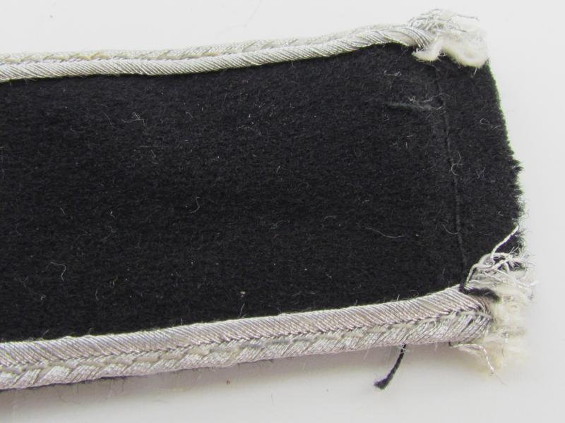 Wehrmacht 'Gross Deutschland' Officers Cufftitle — image 7